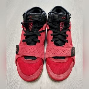 Jordan Men's Zion 2 size 9.5